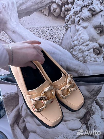 Лоферы женские 37 размер
