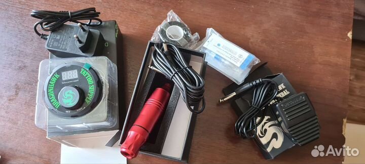 Тату-машинка с педалью