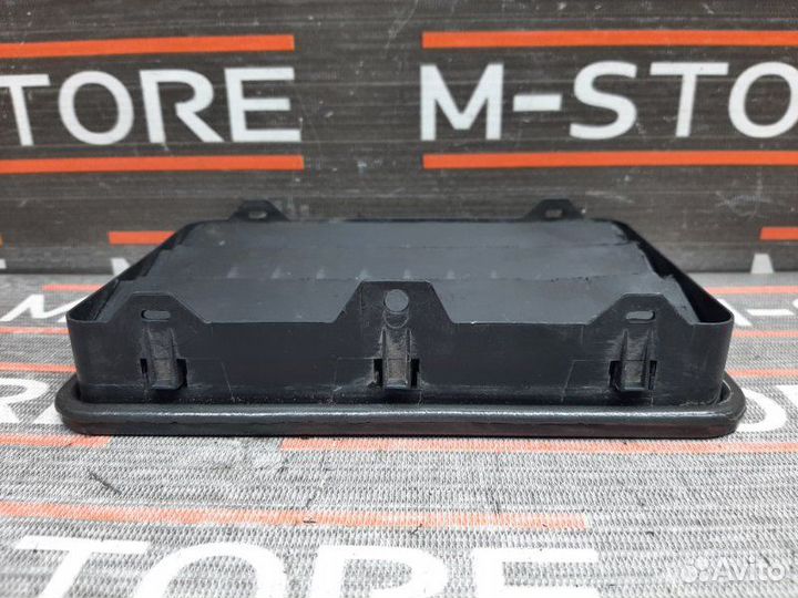 Решетка вентиляционная задняя левая Bmw 3-Series