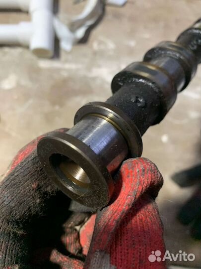 Распредвал Chrysler PT Cruiser 2.0