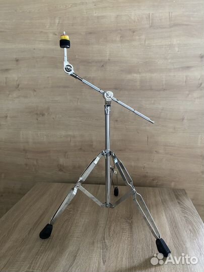 Стойка журавль, стойка для малого барабана