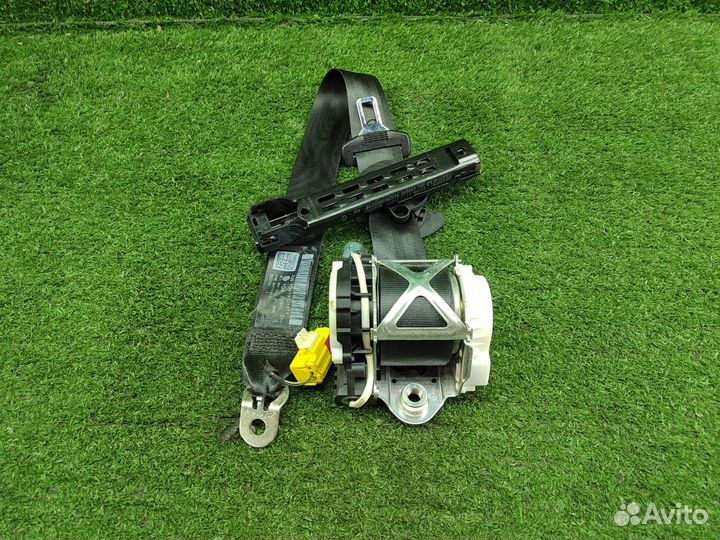 Ремень безопасности передний левый Volkswagen Pass