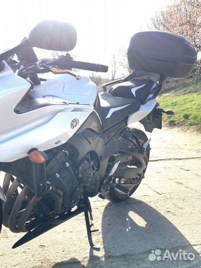 Yamaha FZ8