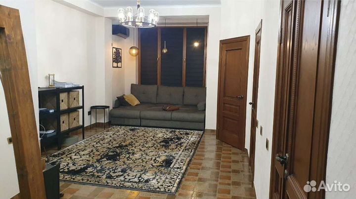 Стеллажи металлические и корзины Икея