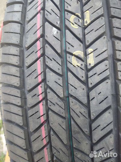 Dunlop Grandtrek ST20 215/65 R16 98S