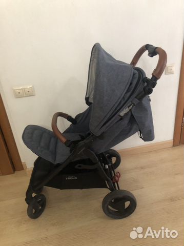 Прогулочная коляска Valco baby и столик