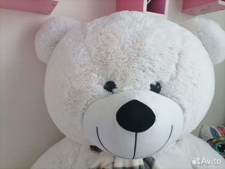 Плюшевый медведь большой