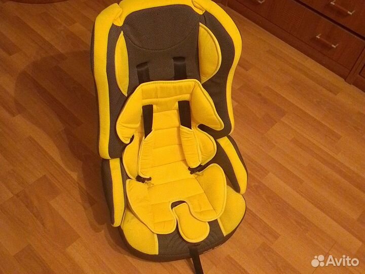 Детское автокресло