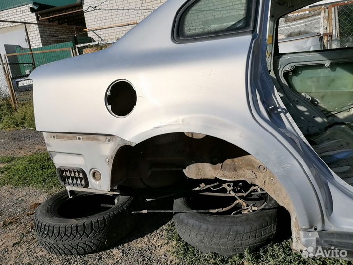 Крыло заднее правое для VW Passat (B5) 1996-2000