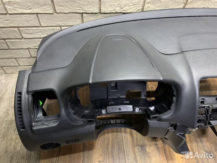 Skoda Fabia Торпедо