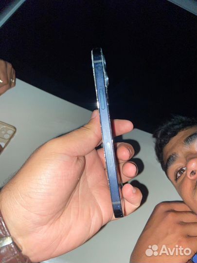 Телефон iPhone 12 256g