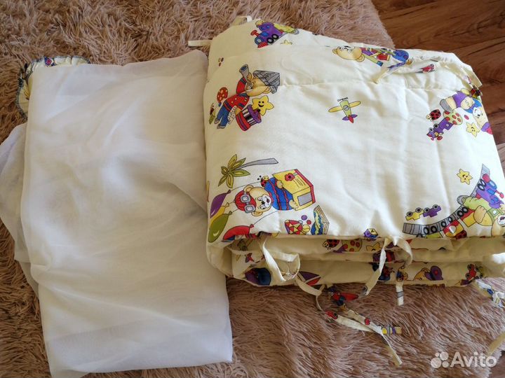 Бортики и балдахин