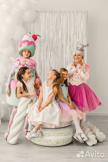 Аниматоры, ростовые куклы и шоу программы