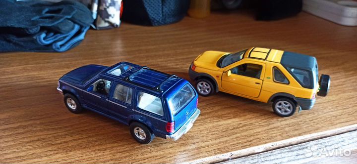 Машинки коллекционные. Детские игрушки