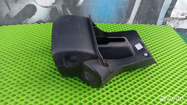 Подрулевой пластик geely gc6 14 г.в