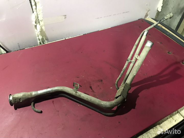 Заливная горловина ford focus2