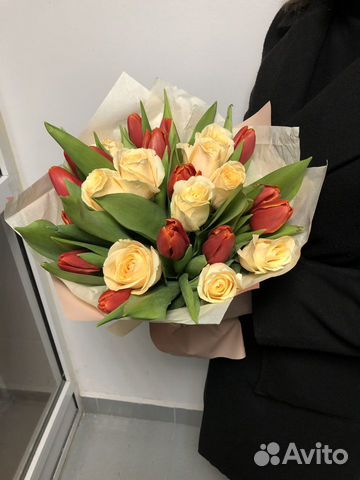 Букет микс розы тюльпаны