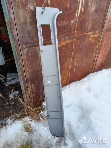 Обшивка центральной стойки mercedes sprinter