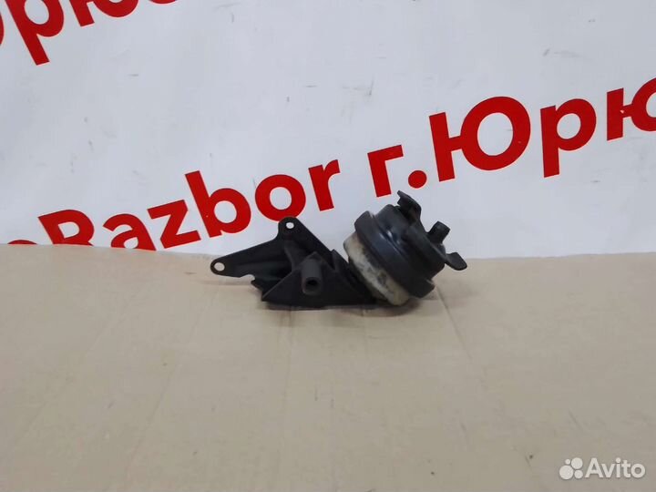 Опора двигателя chery Amulet