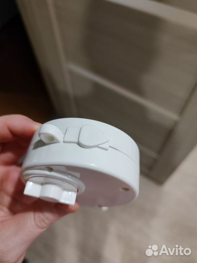 Мобиль на кроватку и погремушки