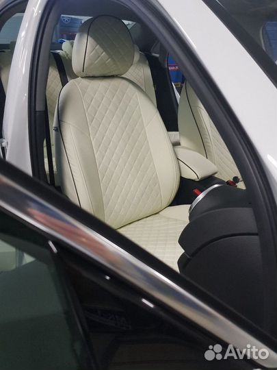 Чехлы из экокожи в Ромб на Audi A4 от Автопилот