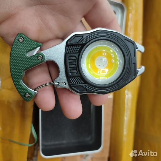 Фонарь многофункциональный