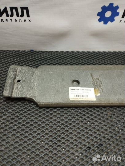 Кронштейн бокса для хранения Volvo FH4 82951661