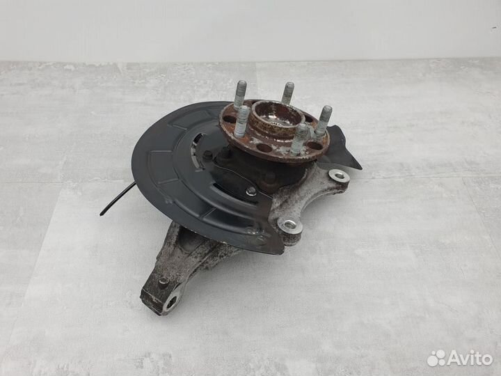 Кулак поворотный передний левый Hyundai Santa Fe