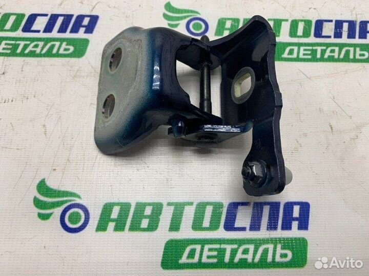 Петля двери задняя правая Peugeot 308 T7 EP6DT