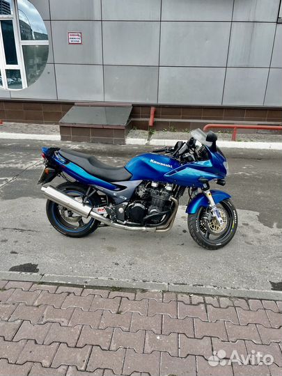 Kawasaki ZR-7S