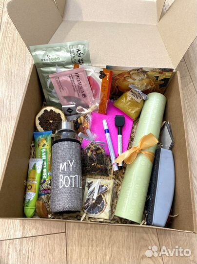 Женские подарочные наборы, боксы