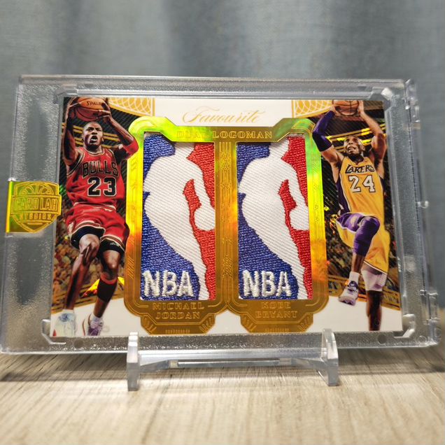 1/2 Favourite Michael Jordan - Kobe Bryant