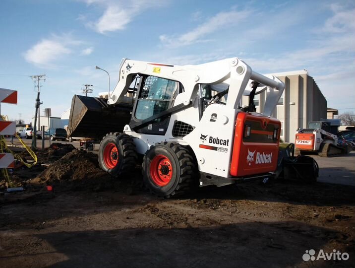 Мини-погрузчик Bobcat S770, 2023