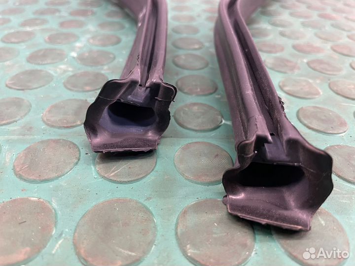 Уплотнитель капота Bmw X5 E70