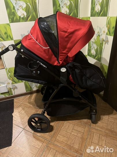 Прогулочная коляска