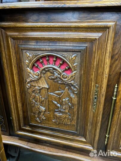 Старинный буфет в бретонском стиле