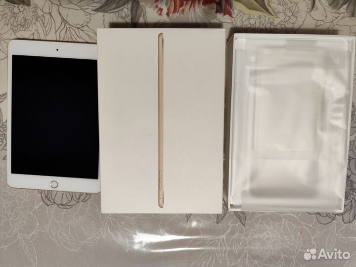 Планшет apple iPad mini 4