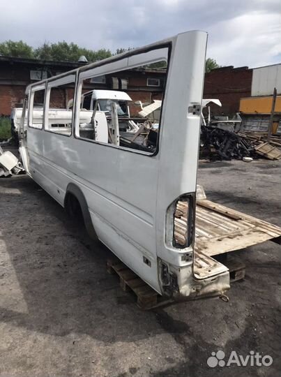 Четверть mercedes sprinter classic w909