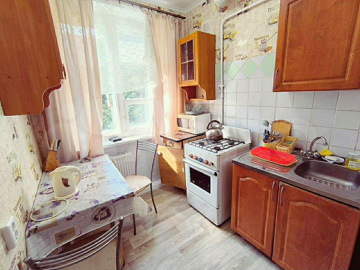 2-к. квартира, 43 м², 3/4 эт.