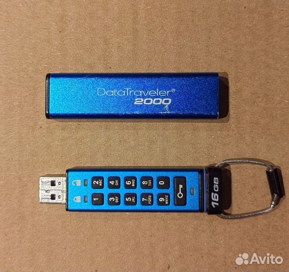 USB-флешка Kingston DataTraveler 2000 USB 3.1 16Gb