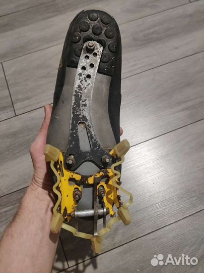 Кошкоботы спортивные, альпинистские 43 размер