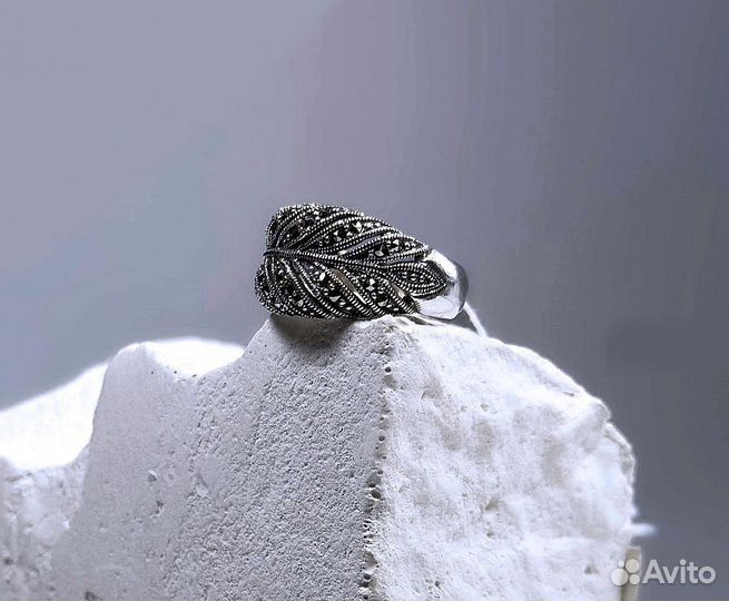 Кольцо серебренное женское