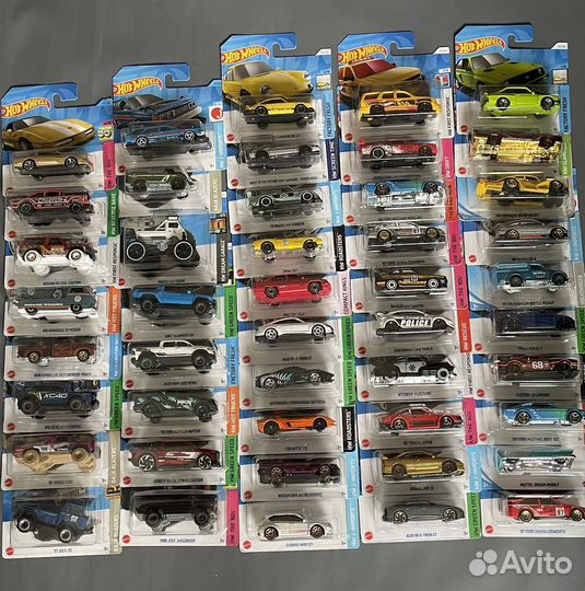Машинки hot wheels