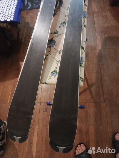 Горные лыжи и ботинки мужские