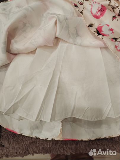 Платье нарядное новое
