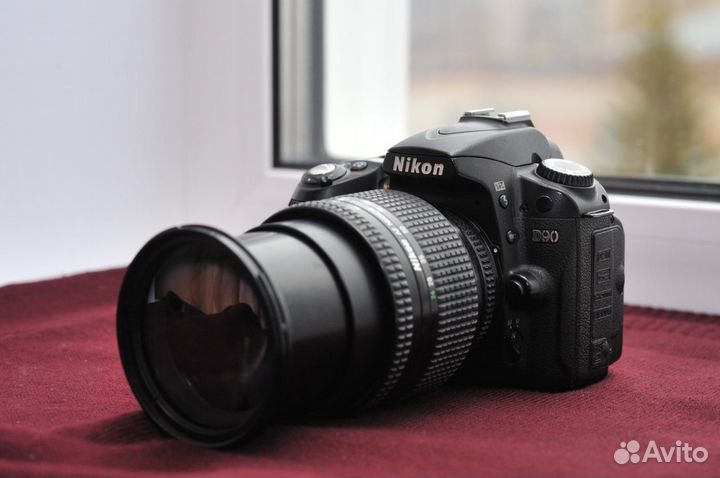 Зеркальный фотоаппарат nikon