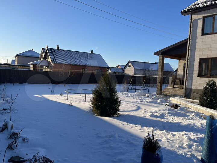 Коттедж 340 м² на участке 13 сот.