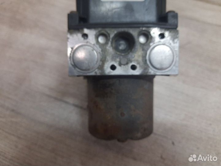 Блок ABS (насос) Mercedes-Benz Vito W639 (2003—201