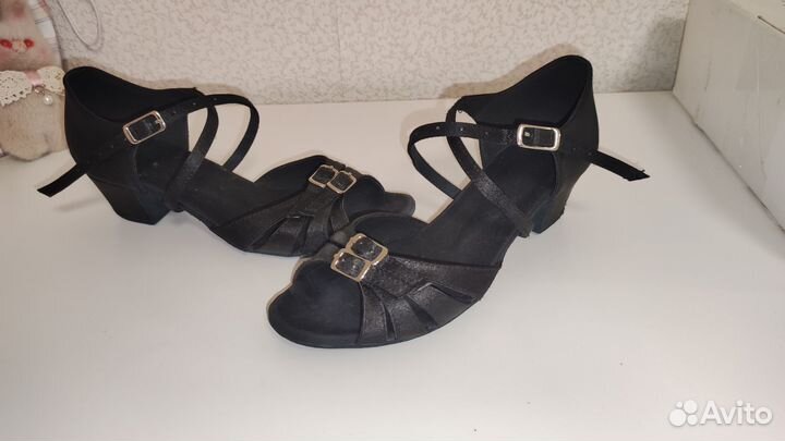 Туфли для бальных танцев