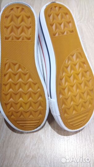 Кроссовки для девочки 32